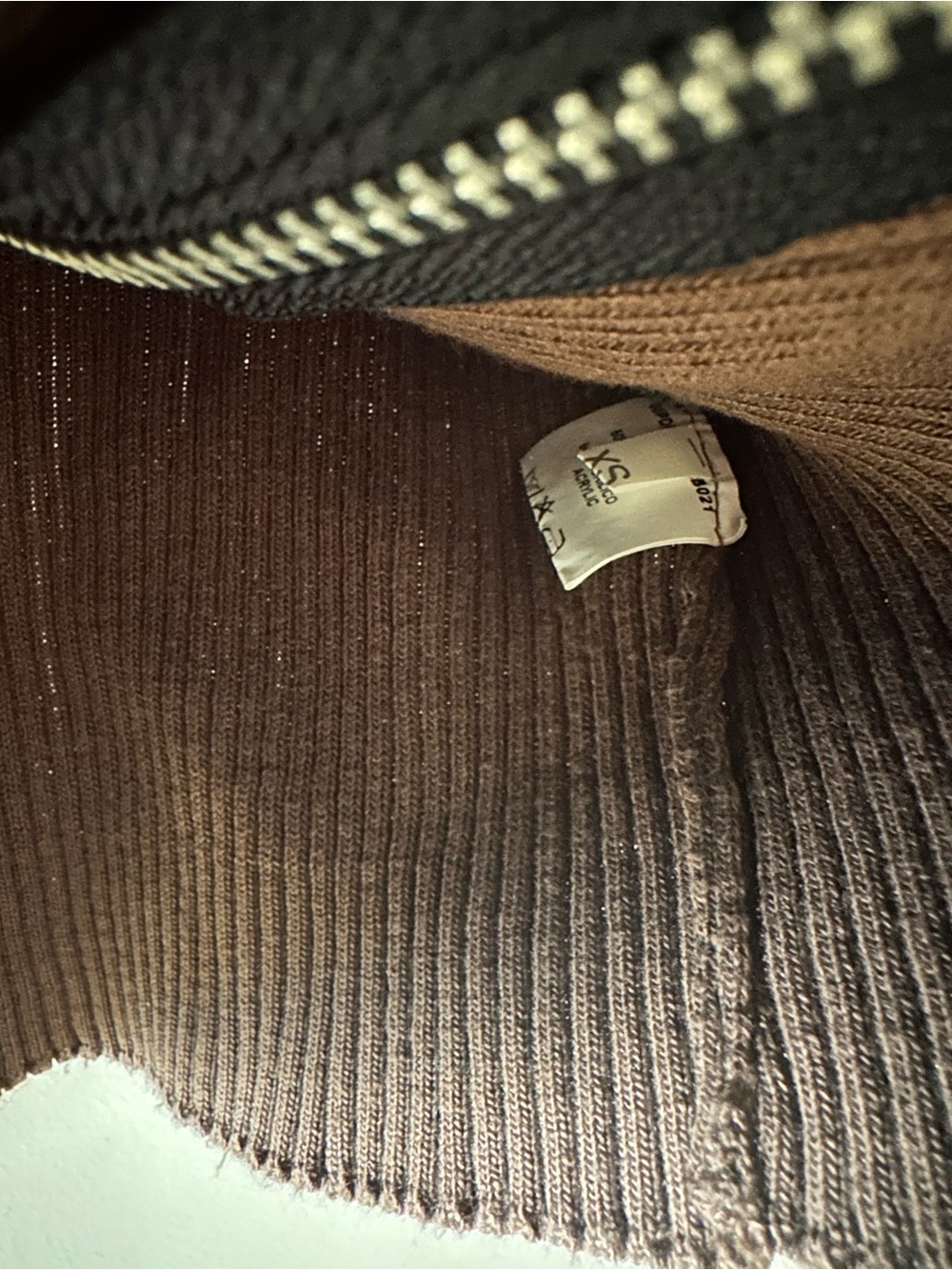 Brown & Blue Ribbed Zip-Front Top - Picture 2 of 3